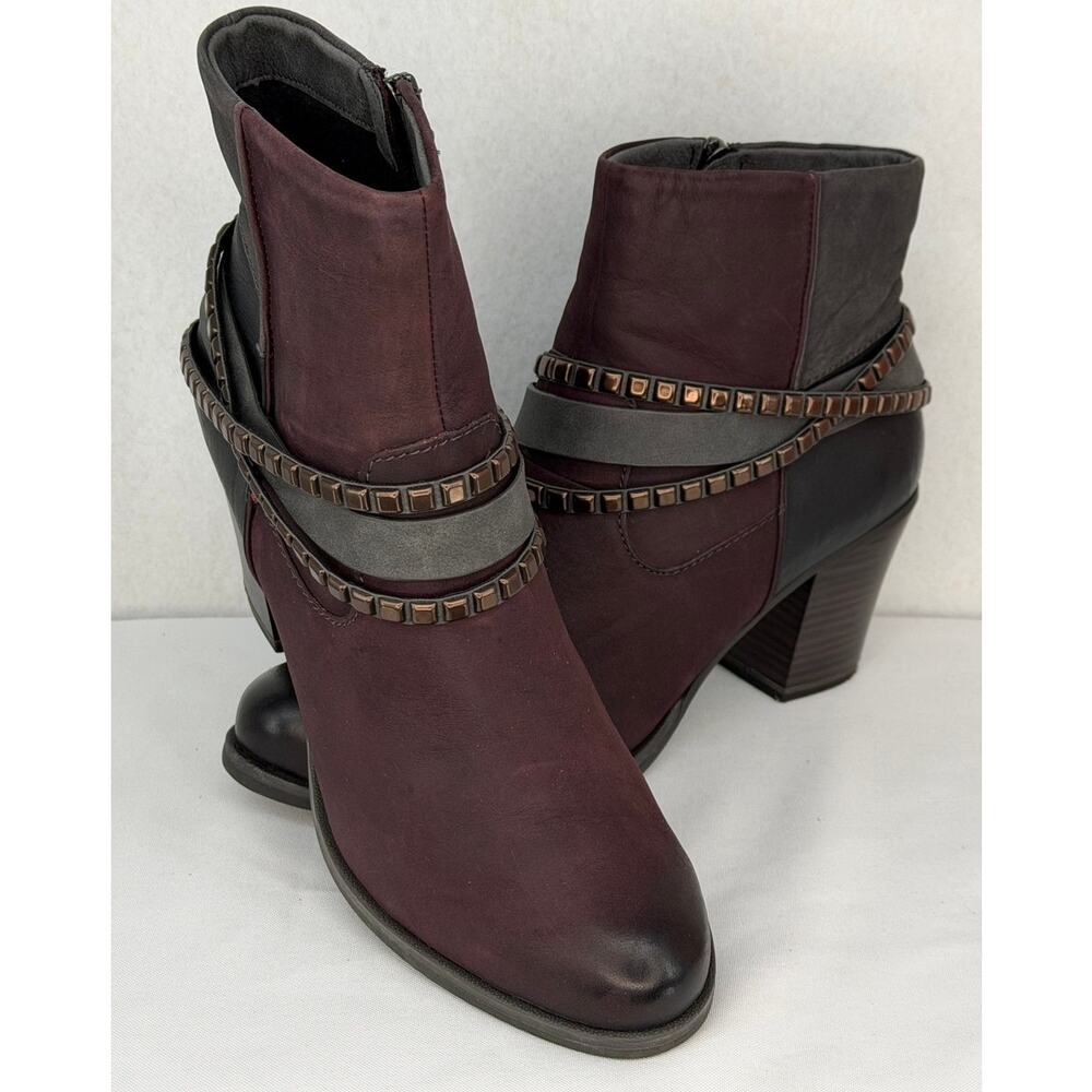 Tamaris NWOT Tora Fleece Lined Studded Ankle Boots Block Color Leather 39 (8.5)